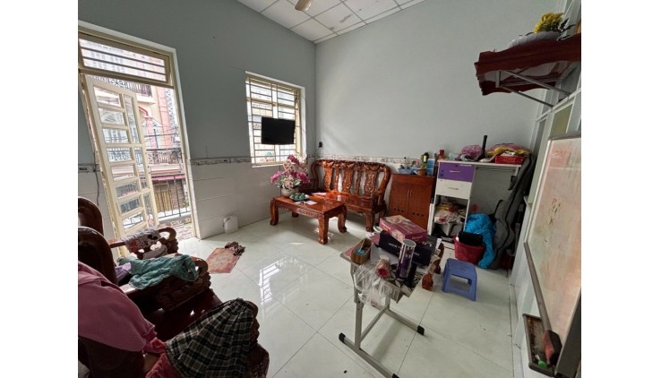 Chủ Bán Gấp Nhà Hiệp Thành – Quận 12 – Hẻm 6m - 93m2 – Giảm Còn 4.8 Tỷ!
